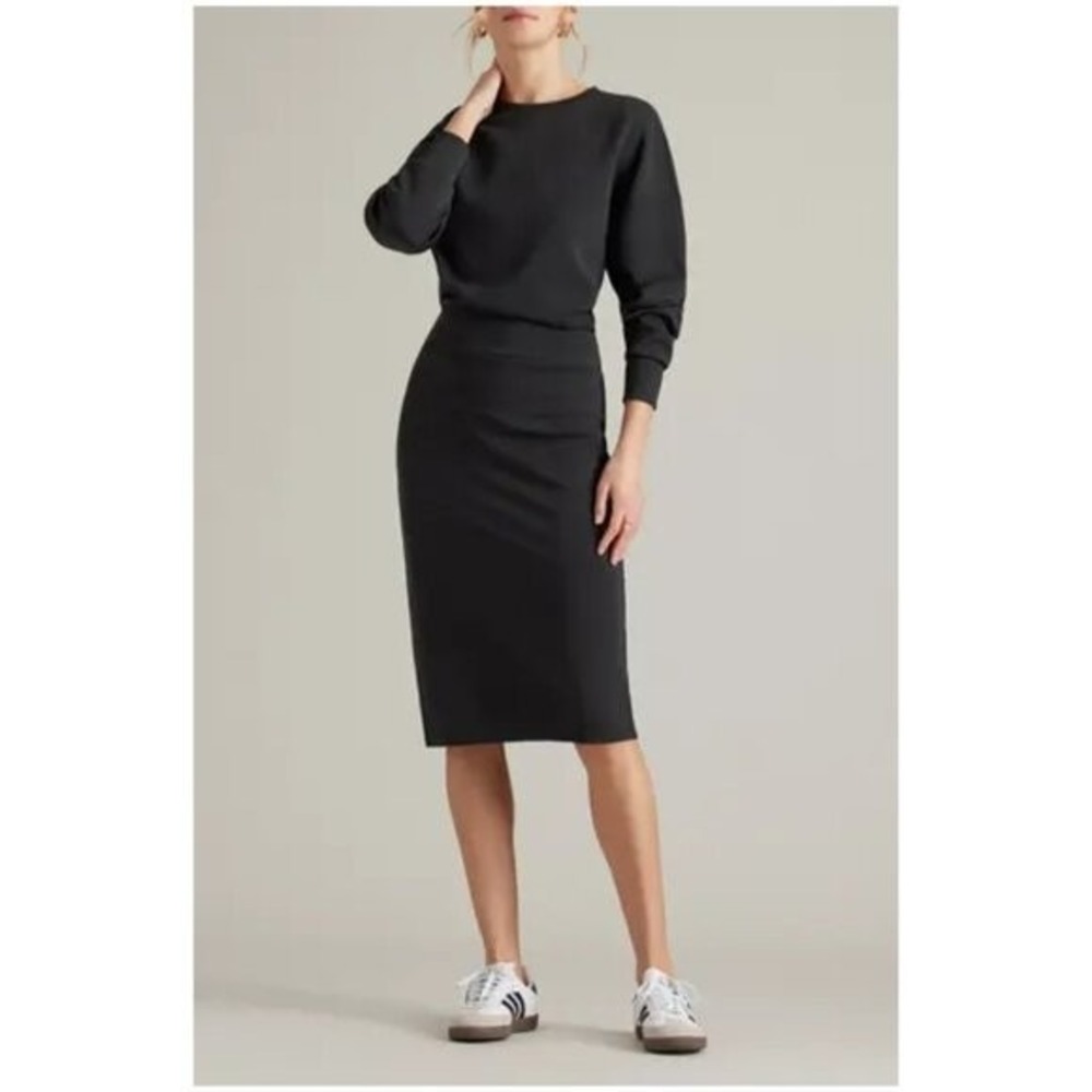 Rhone NWT DreamGlow Drop‎ Shoulder Dress Size XL in Black
